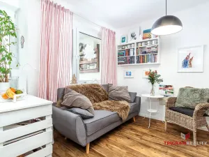 Pronájem bytu 4+kk, Hradec Králové - Nový Hradec Králové, Štefcova, 84 m2