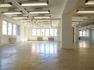 Pronájem výrobních prostor, Prostějov, Poděbradovo nám., 100 m2