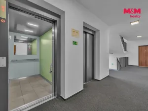 Pronájem bytu 2+kk, Pardubice - Zelené Předměstí, Pod Vinicí, 58 m2