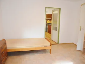 Pronájem bytu 1+1, Praha - Miškovice, Bendlova, 40 m2