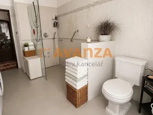 Prodej kanceláře, Děčín, Riegrova, 1200 m2