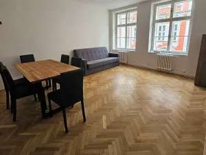 Pronájem bytu 4+1, Praha - Staré Město, Husova, 66 m2