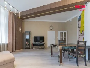 Prodej bytu 5+1, Karlovy Vary, nábřeží Jana Palacha, 340 m2