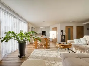 Prodej rodinného domu, Kamenice nad Lipou, Dobšova, 215 m2