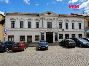 Pronájem obchodního prostoru, Kostelec nad Černými lesy - Kostelec nad Černými Lesy, náměstí Smiřických, 14 m2