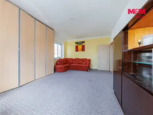 Prodej bytu 3+1, Karlovy Vary, Jiráskova, 74 m2