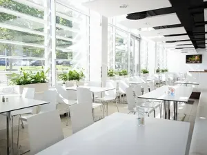 Pronájem kanceláře, Praha, Evropská, 410 m2