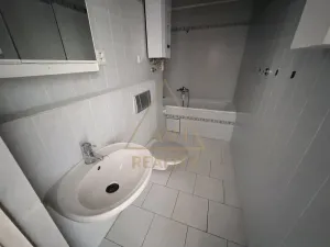 Pronájem bytu 2+1, Praha - Vinohrady, Na Švihance, 51 m2