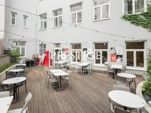 Pronájem restaurace, Praha - Žižkov, Seifertova, 273 m2