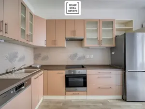 Pronájem bytu 2+kk, Praha - Vinohrady, Korunní, 79 m2