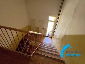Pronájem bytu 1+kk, Děčín, Slovanská, 22 m2