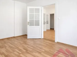 Pronájem bytu 2+kk, Praha - Řepy, Čistovická, 39 m2