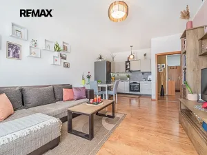 Pronájem bytu 2+kk, Slaný, Kybalova, 56 m2