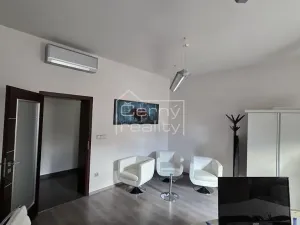 Pronájem kanceláře, Jičín, Kollárova, 140 m2