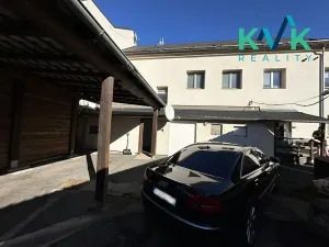Pronájem bytu 2+kk, Karlovy Vary, Spojovací, 70 m2