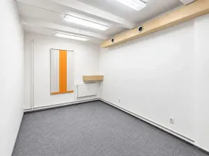 Pronájem kanceláře, Hradec Králové, Kollárova, 60 m2