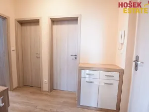 Prodej bytu 3+kk, Holubice, 80 m2