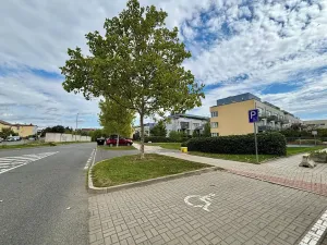 Prodej bytu 2+kk, Praha - Hostavice, U Hostavického potoka, 50 m2