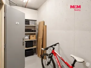 Prodej bytu 1+kk, Praha - Horní Měcholupy, Modenská, 36 m2