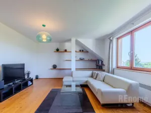 Prodej atypického bytu, Jílové u Prahy, Čihákova, 103 m2