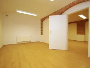 Pronájem obchodního prostoru, Praha - Vinohrady, Mánesova, 135 m2