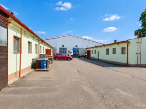 Pronájem obchodního prostoru, Staré Hradiště, 340 m2