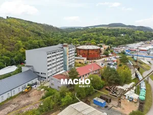 Pronájem výrobních prostor, Králův Dvůr, Tovární, 400 m2