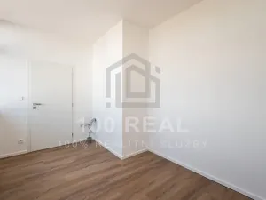 Pronájem bytu 2+kk, Pardubice, třída Míru, 44 m2