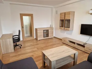 Pronájem bytu 2+1, Ostrava, Zámecká, 78 m2