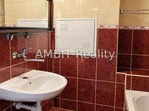 Pronájem bytu 3+1, Praha - Dejvice, Evropská, 86 m2