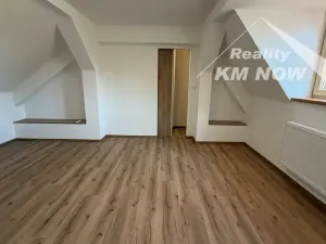 Pronájem bytu 3+kk, Kroměříž, Velké náměstí, 80 m2