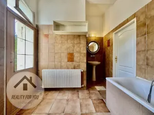 Prodej bytu 3+1, Praha - Libeň, náměstí Dr. Václava Holého, 102 m2