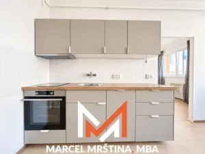 Pronájem bytu 2+kk, Náchod, Žižkova, 43 m2