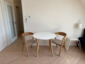 Pronájem bytu 2+kk, Praha - Libeň, U pošty, 39 m2
