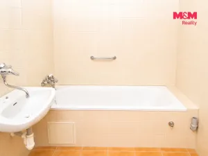 Prodej bytu 3+1, Praha - Hodkovičky, Pod lysinami, 75 m2