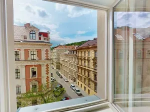 Pronájem bytu 3+kk, Praha - Smíchov, Zborovská, 66 m2