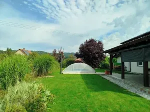 Prodej rodinného domu, Krhanice, 211 m2