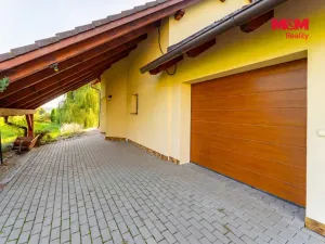 Prodej rodinného domu, Karlovice - Roudný, 204 m2
