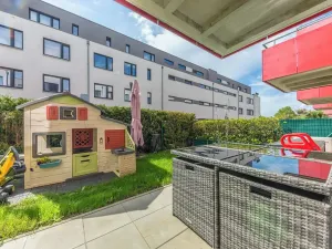 Prodej bytu 2+kk, Praha - Hostavice, U Hostavického potoka, 50 m2