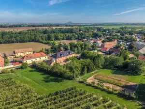 Prodej zemědělské usedlosti, Hobšovice, 825 m2
