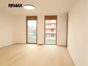 Pronájem bytu 2+kk, Praha - Modřany, Vrátnická, 59 m2