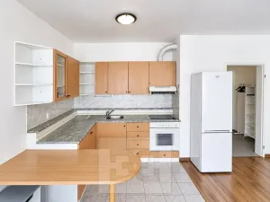 Pronájem bytu 1+kk, Praha - Smíchov, Tomkova, 33 m2
