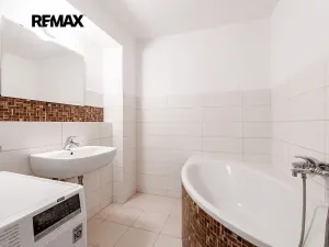 Pronájem bytu 2+kk, Praha - Břevnov, Heleny Malířové, 68 m2