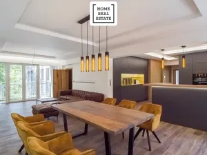 Prodej bytu 4+kk, Karlovy Vary, Šumavská, 171 m2