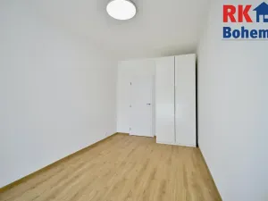 Pronájem bytu 3+1, Praha - Modřany, Mladenovova, 75 m2