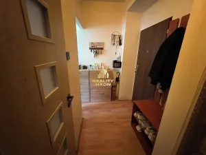Prodej bytu 2+1, Žatec, Hájkova, 51 m2