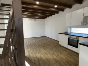 Pronájem rodinného domu, Nová Ves nad Popelkou, 78 m2