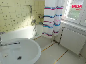 Prodej bytu 4+1, Starý Kolín - Bašta, B. Smetany, 64 m2