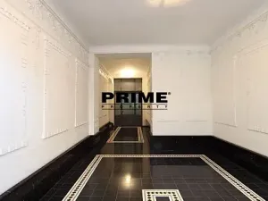 Pronájem bytu 3+1, Praha - Nové Město, Odborů, 80 m2