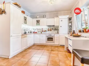 Prodej rodinného domu, Stružná, 240 m2